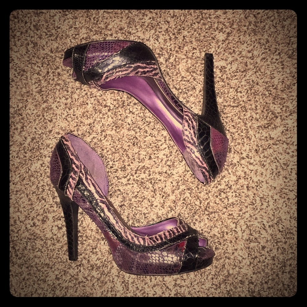 Purple snakeskin peep toe heels